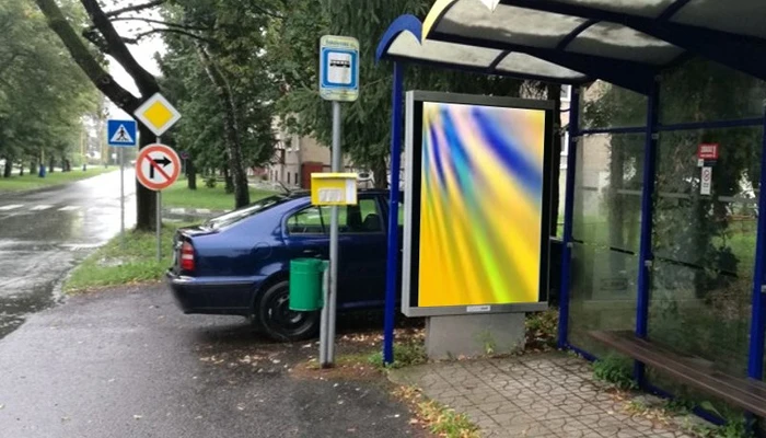 1027376